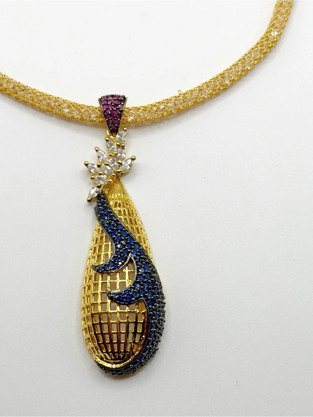 Goldtone Mesh Chain CZ Ruby Sapphire Crystal Peacock Style Necklace 18-20”